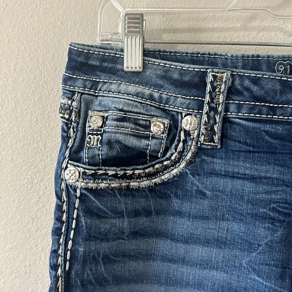 Miss Me Mid-Rise Easy Crop Capri Jeans Women's Size 29 Bling - Picture 4 of 16